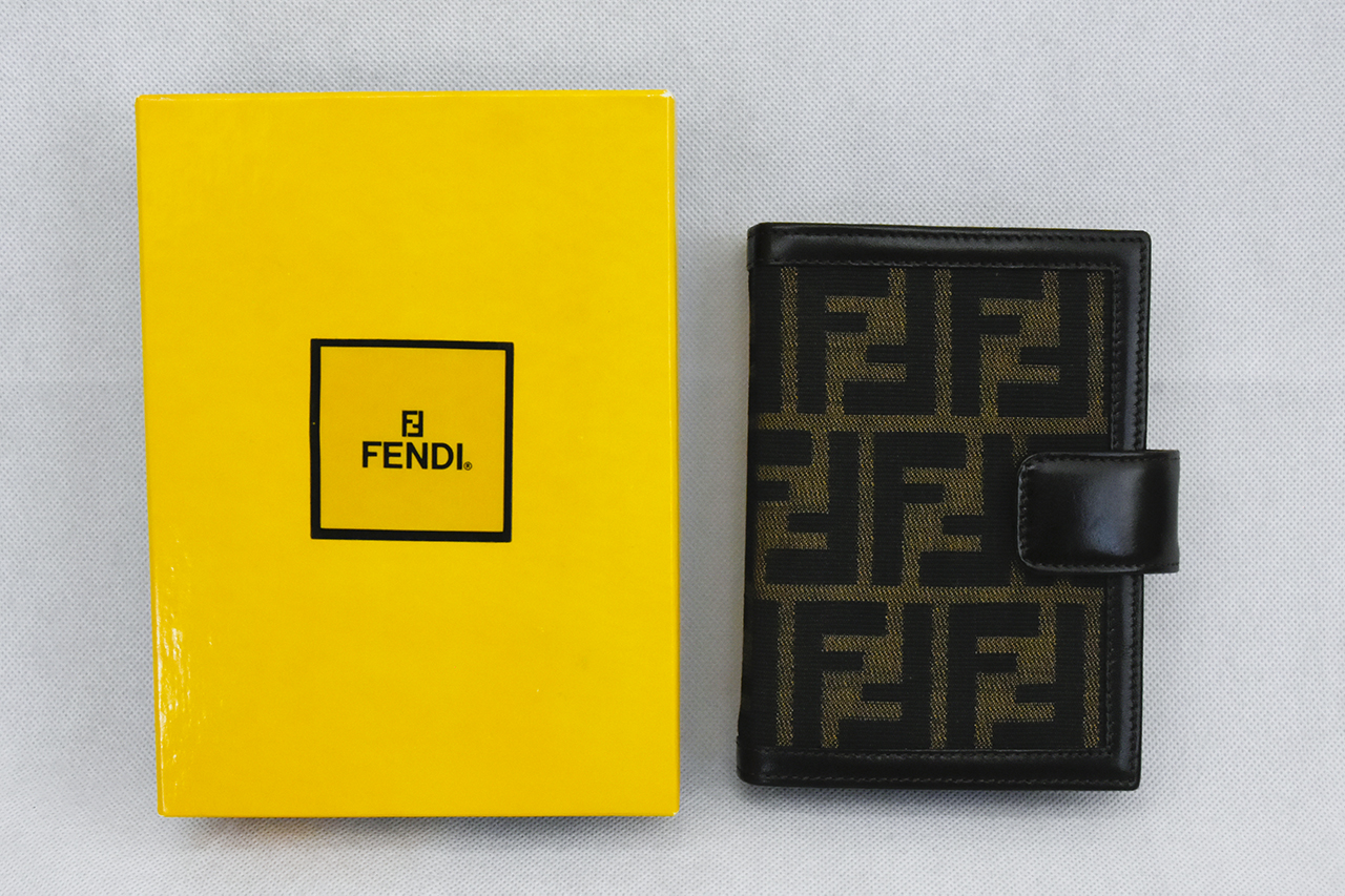 Fendi スケジュール手帳カバー - 手帳